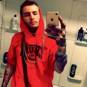 Meet your Posher, Felixx